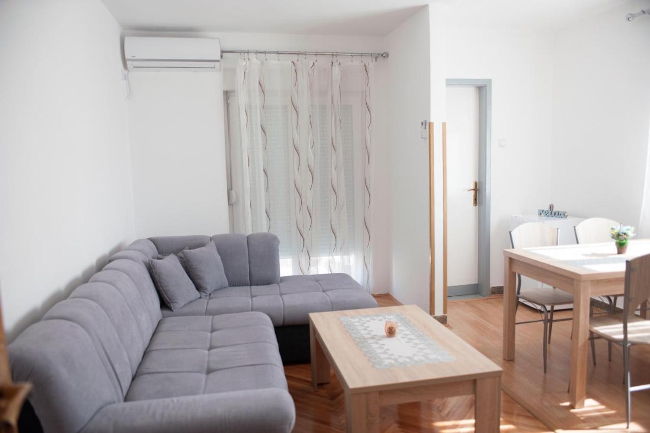 Апартаменты Apartman Nikola Требинье Экстерьер фото